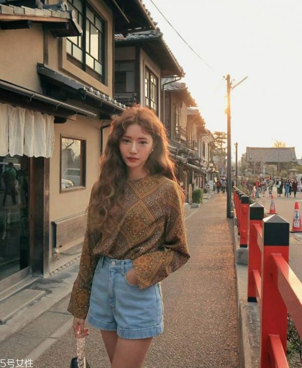 泡面头适合什么脸型 2022泡面头发型图片