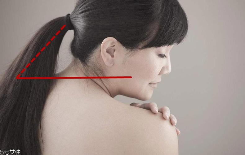 马尾怎么扎好看不勒头皮 扎马尾的正确姿势