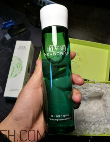 佰草集新七白美白精华水怎么样_好用吗