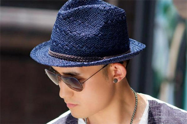 爵士帽的正确戴法 有很多细节