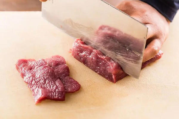 菜刀是铁的好还是不锈钢的好 菜刀买什么材质的好