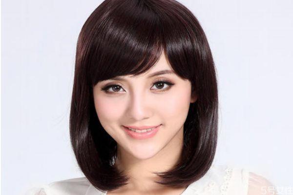 额头大适合什么发型 额头大怎么选择发型