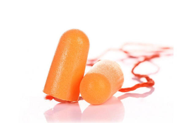 耳塞哪种隔音效果好 耳塞对耳朵有没有伤害