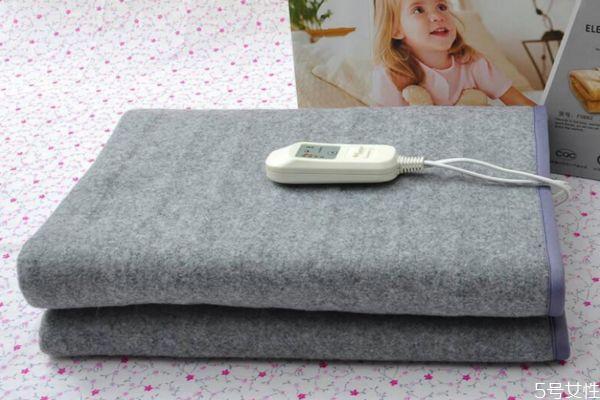 电热毯可以折叠使用吗 天冷睡电热毯注意什么