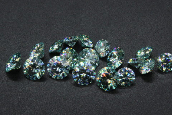 莫桑钻石多少钱一克拉 莫桑石值钱么