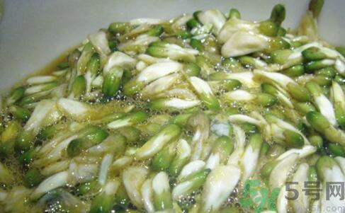 槐花怎么做好吃？槐花的做法有哪些？