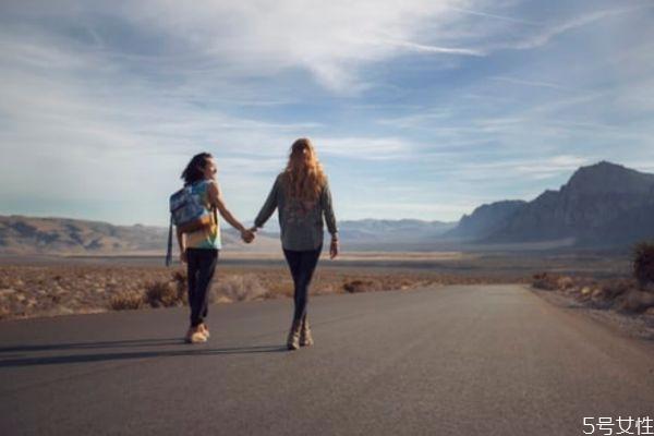 男朋友抠门说明什么 男人抠门的表现