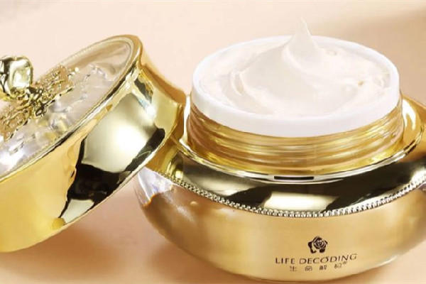 贵妇膏的功效与作用 贵妇膏可以当面霜用吗