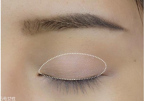 日系妆容的特点分解图 日系大眼娃娃妆步骤