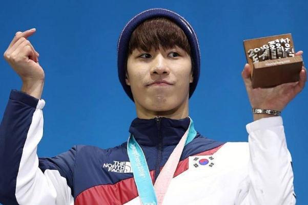 黄大宪犯规韩国男子1000全军覆没 短道速滑是中国强项吗