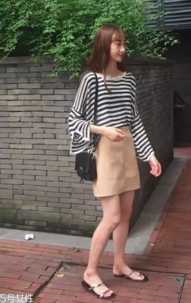 娇小女生秋冬穿衣搭配方法 3种必备单品