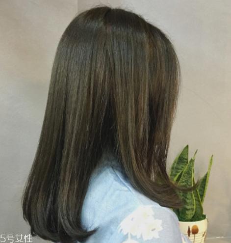 文艺短发女生发型图片 自然有个性不撞脸