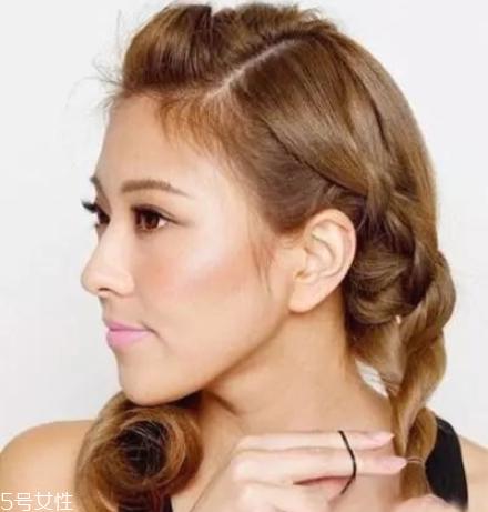 自己怎么扎马尾好看 好看的马尾辫扎法