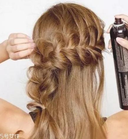 自己怎么扎马尾好看 好看的马尾辫扎法