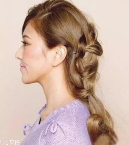 自己怎么扎马尾好看 好看的马尾辫扎法