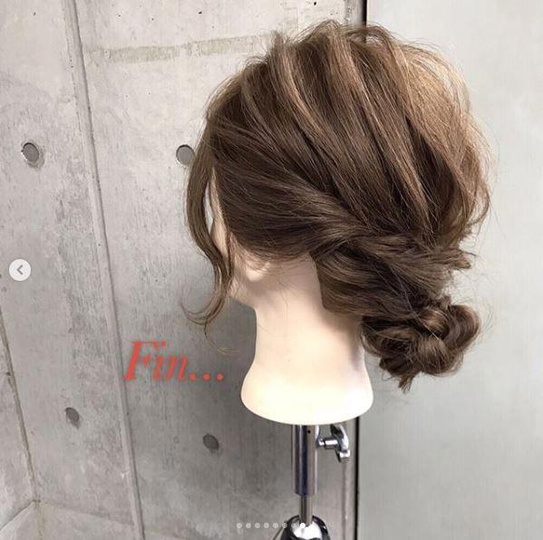 10种简单清爽的发型女教程