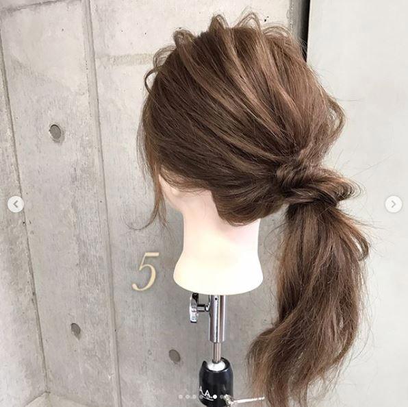 10种简单清爽的发型女教程