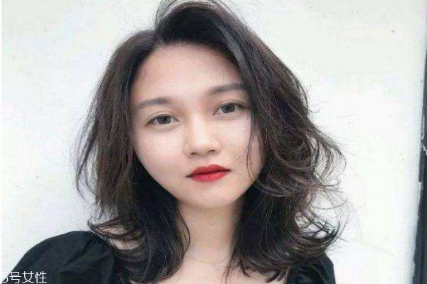 什么颜色头发显白 显白的发色