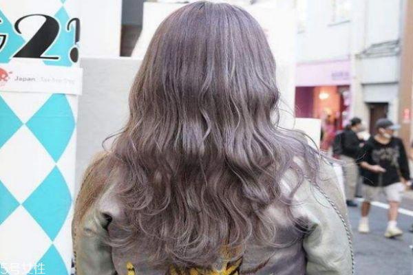 什么颜色头发显白 显白的发色