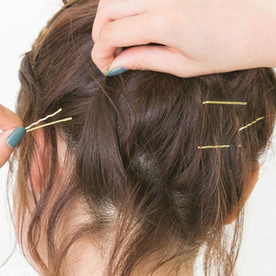 如何自己做简单盘发 双丸子头最好看的扎法