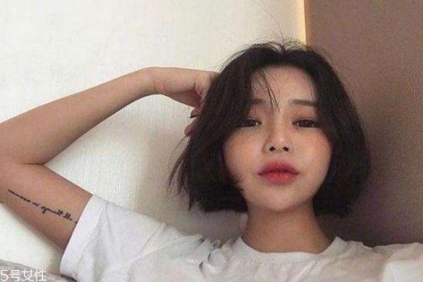 森系长直发发型图片 好看的森系发型