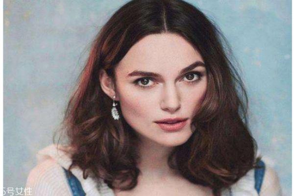 长宽脸适合什么发型 长宽脸女生适合的发型