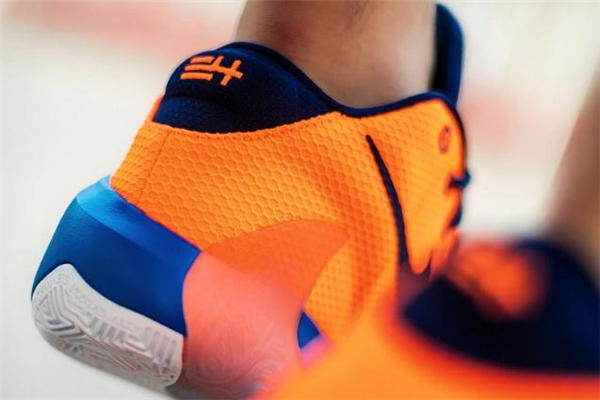 耐克freak 1实战测评 字母哥一代实战测评报告