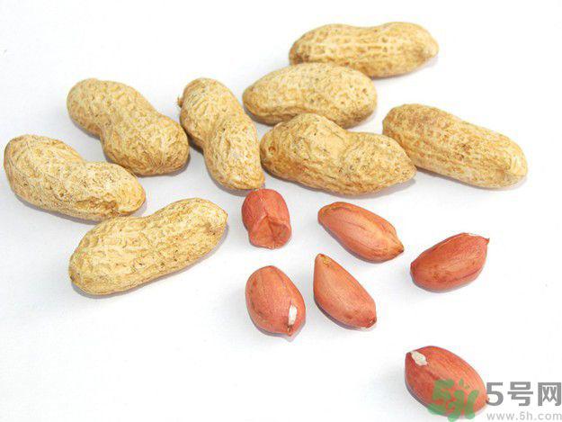 花生可以美白牙齿吗?怎么用花生美白牙齿?