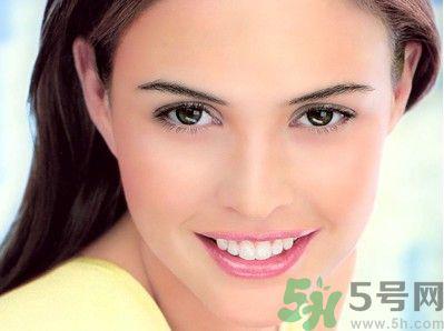 花生可以美白牙齿吗？怎么用花生美白牙齿？