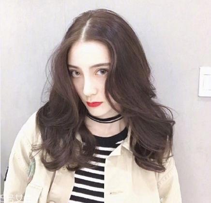 纹理烫发型图女2018最新 纹理烫发型打理方法