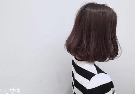 中分发型适合什么脸型的女生 2018短发发型推荐