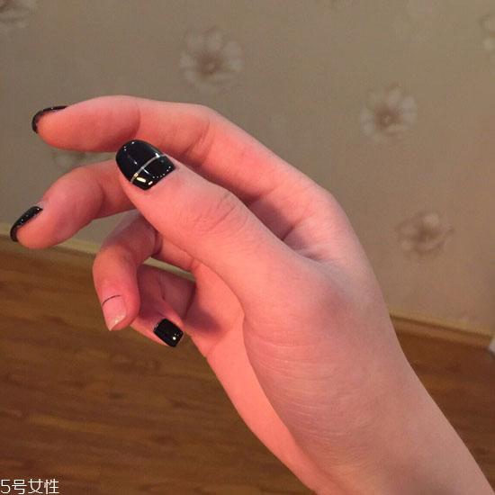 深色美甲图片2022款式 美甲图片2022款式显气质