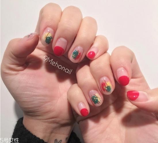 深色美甲图片2022款式 美甲图片2022款式显气质