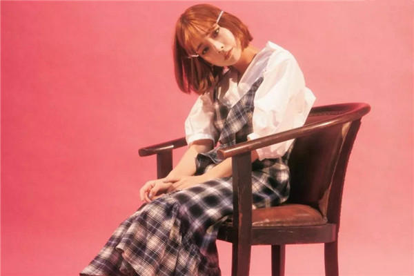 秋天女生穿搭图片 撩男心机秋天穿搭