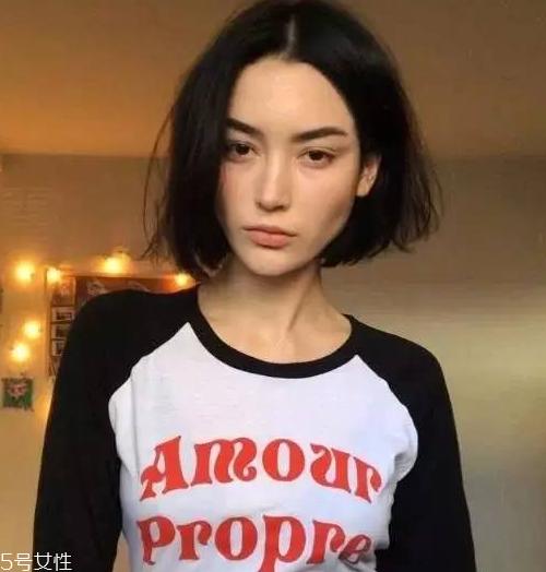 2022染头发流行什么颜色 2022夏季适合颜色头发