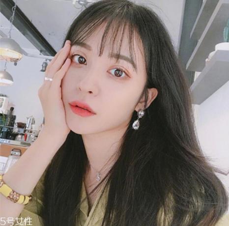 空气刘海适合什么发型 空气刘海发型图片