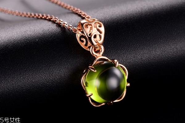 橄榄石多少钱一克 越大越贵重