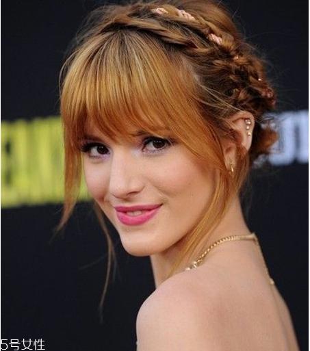 怎么用卷发棒卷内扣 轻松烫优雅波波头发型