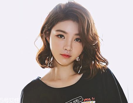 好看亮丽的女生发型图片 最美女生发型推荐