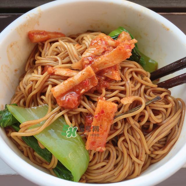 葱油拌面的做法 葱油拌面怎么做