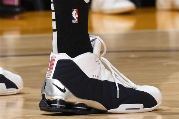 nike shox bb4复刻测评-卡特shox bb4复刻配置怎么样