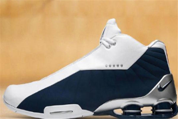 nike shox bb4复刻测评-卡特shox bb4复刻配置怎么样