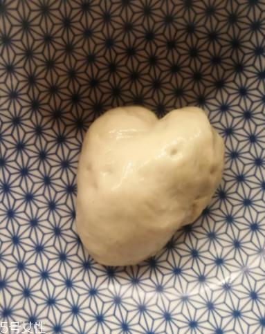 自制凉皮的简单做法 超详细自制凉皮方法