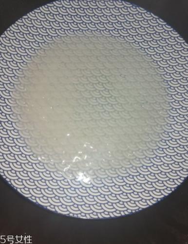 自制凉皮的简单做法 超详细自制凉皮方法