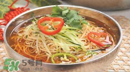 冷面汤怎么做好吃？冷面汤怎么调好吃