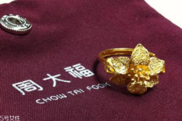 黄金戒指什么牌子好 这些品牌都很棒