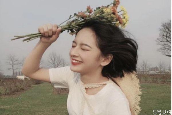 怎么挑选合适的假发 假发的价格