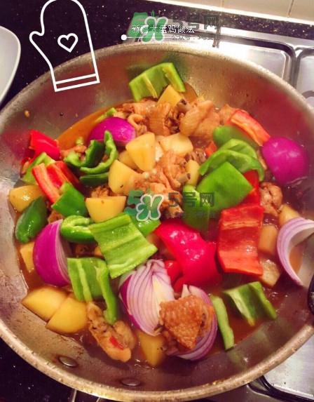 新疆大盘鸡的正宗做法 新疆大盘鸡的家常做法