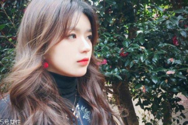 2019长发烫发发型图片 韩版女神长卷发