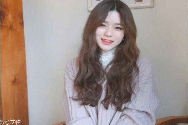 2019长发烫发发型图片 韩版女神长卷发